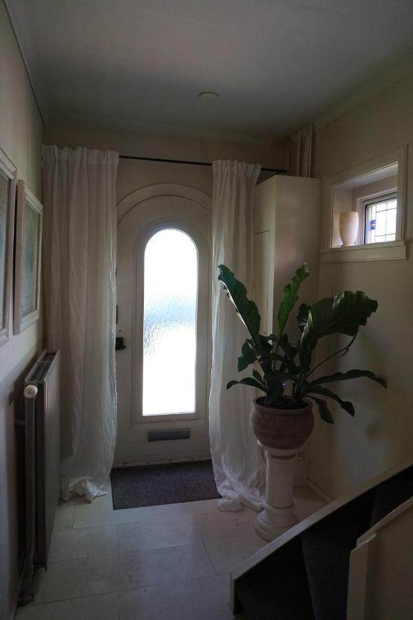 Perfectly Located Private Room Oaks And Beeches Sassenheim Exterior photo